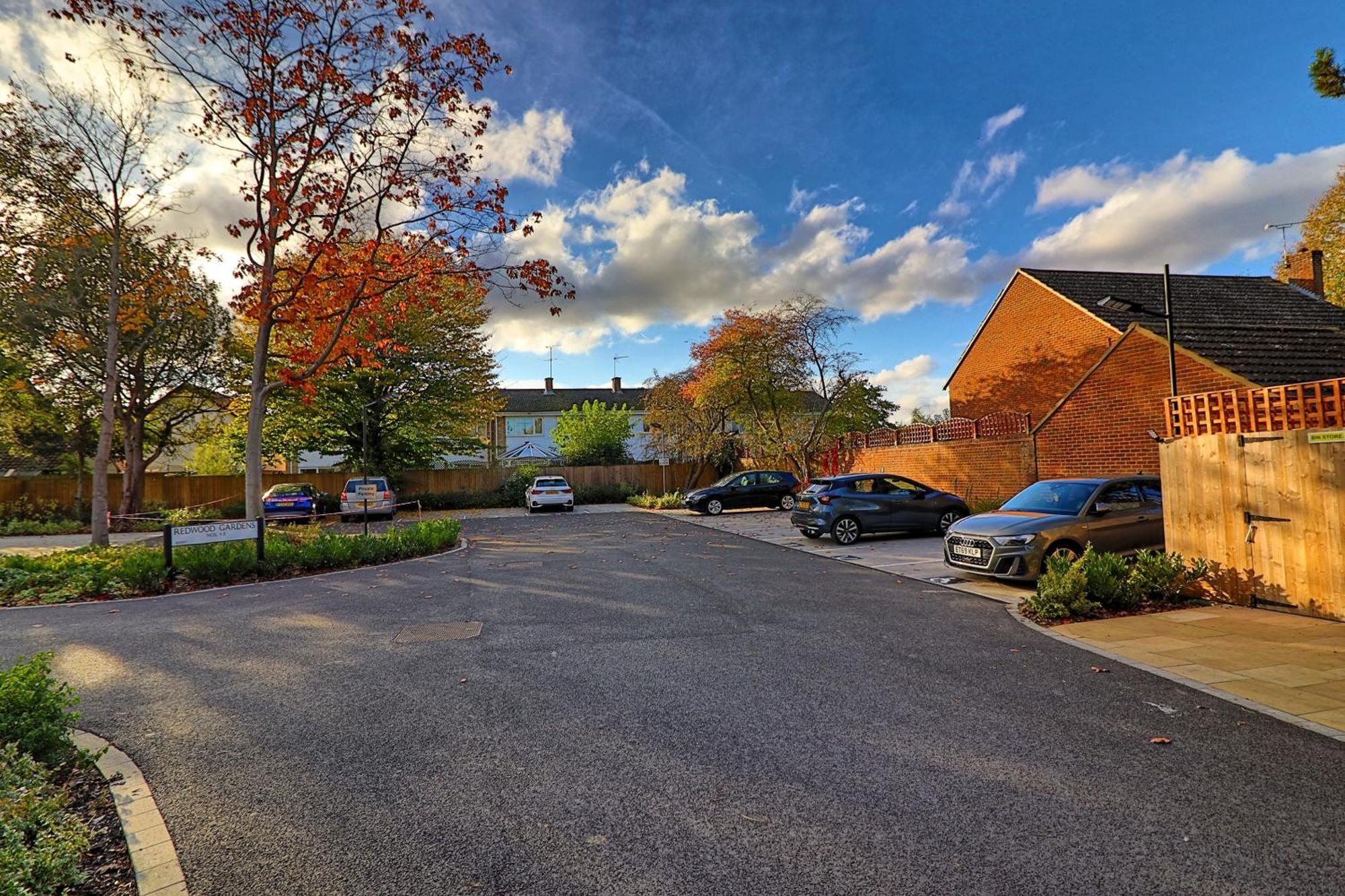 Writtle Massive 4 Bedroom Apartment With Parking In Gorgeous Countryside Location & Short Drive To Chelmsford City Centre Contractors Welcome Exterior foto